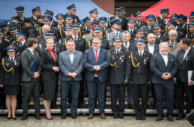 Powiatowy Dzień Strażaka 2025 - awanse i odznaczenia