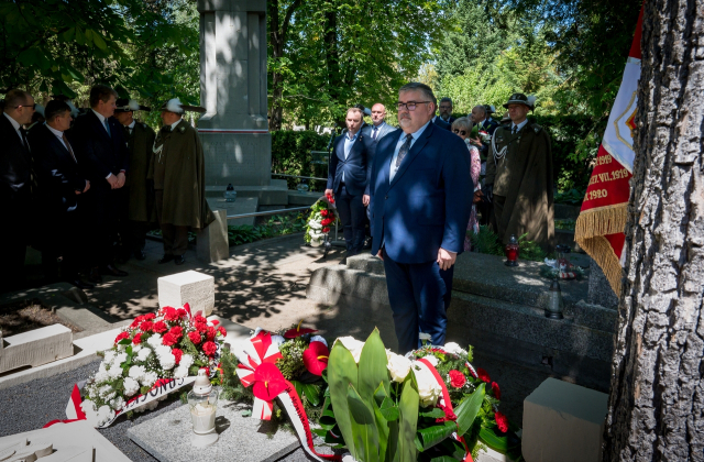Miejsce pochówku gen. bryg. Jerzego Dobrodzickiego z tytułem Grobu Weterana Walk o Wolność i Niepodległość Polski