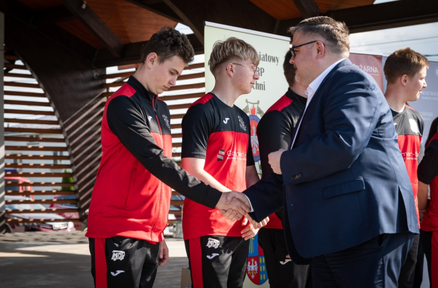 Strażacka rywalizacja w Rzezawie – XI Powiatowe Zawody Sportowo-Pożarnicze