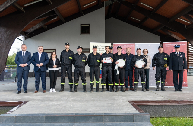 Strażacka rywalizacja w Rzezawie – XI Powiatowe Zawody Sportowo-Pożarnicze