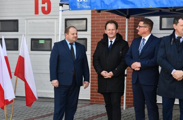 Młodzież biorąca udział w konkursie Młodzież Zapobiega Pożarom