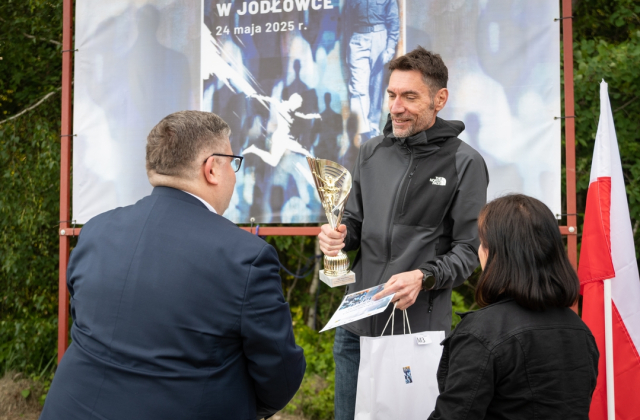 Biegacze uczcili bohatera – VIII Bieg Pileckiego w Jodłówce