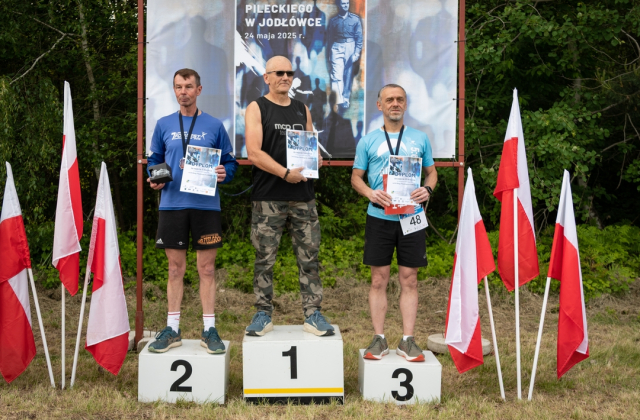 Biegacze uczcili bohatera – VIII Bieg Pileckiego w Jodłówce