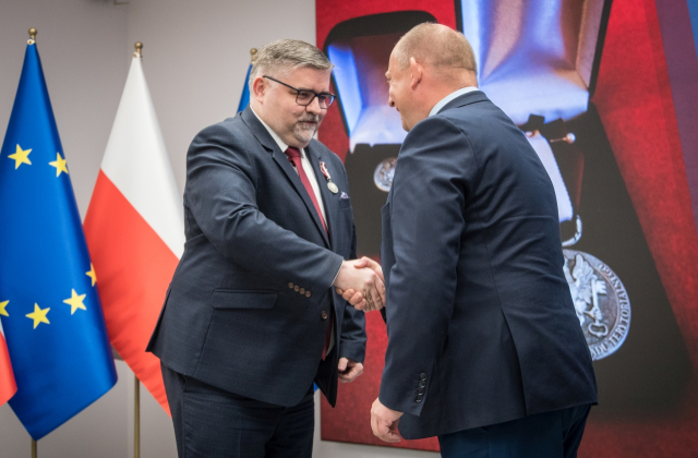 Adam Korta i Ryszard Drożdżak uhonorowani za wkład w rozwój samorządu terytorialnego