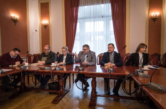 	 Posiedzenie Powiatowego Zespołu Zarządzania Kryzysowego w związku z pojawieniem się ogniska ogniska rzekomego pomoru drobiu 
