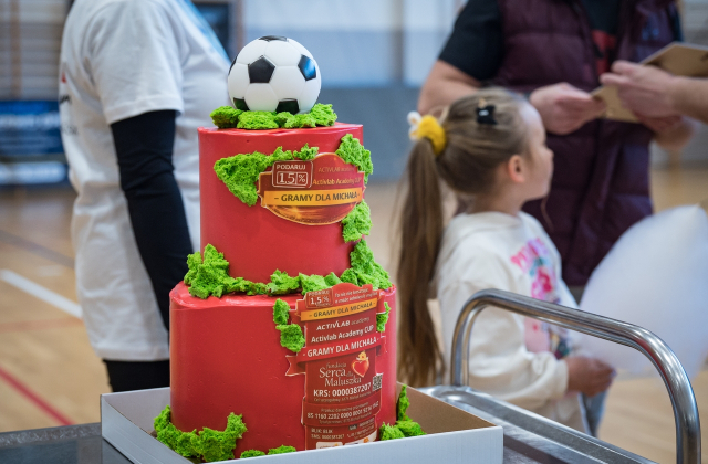 Rekordowa pomoc dla Michałka. Ponad 25 tysięcy złotych zebrane podczas charytatywnego turnieju futsalu w Bochni