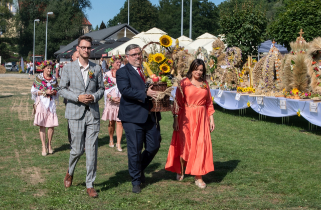 Powiatowe Święto Plonów 2025 w Trzcianie za nami...