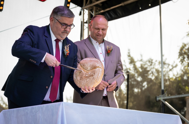 Powiatowe Święto Plonów 2025 w Trzcianie za nami...