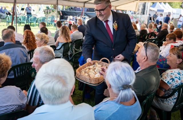 Powiatowe Święto Plonów 2025 w Trzcianie za nami...
