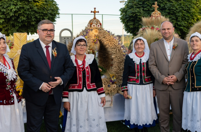 Powiatowe Święto Plonów 2025 w Trzcianie za nami...