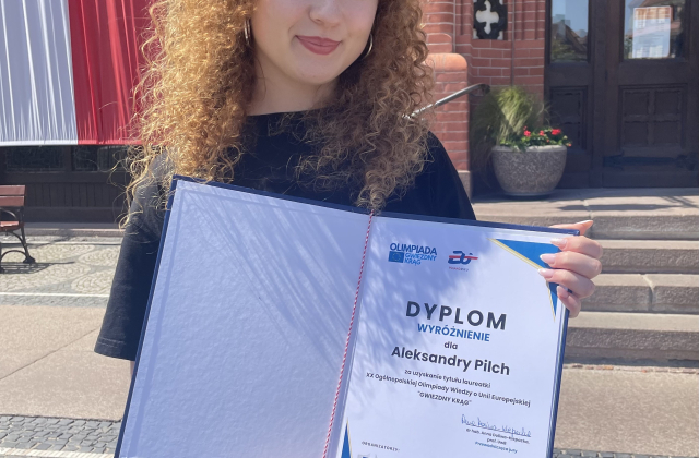 Aleksandra Pilch laureatką z wyróżnieniem w XX Edycji Olimpiady wiedzy o Unii Europejskiej