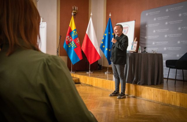 Spotkanie z Piotrem Pogonem w Starostwie Powiatowym 