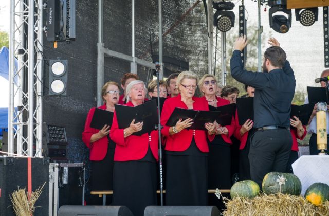 Powiatowe Święto Plonów w Nieszkowicach Małych 