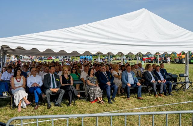 Powiatowe Święto Plonów w Nieszkowicach Małych 