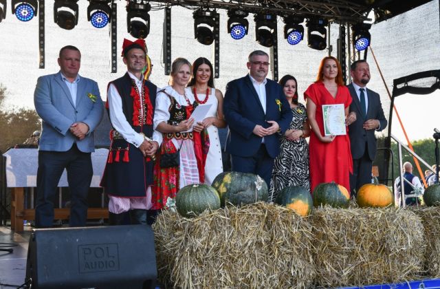 Powiatowe Święto Plonów w Nieszkowicach Małych 