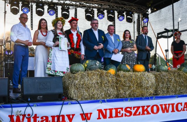 Powiatowe Święto Plonów w Nieszkowicach Małych 