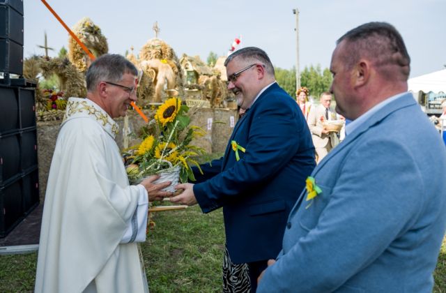 Powiatowe Święto Plonów w Nieszkowicach Małych 