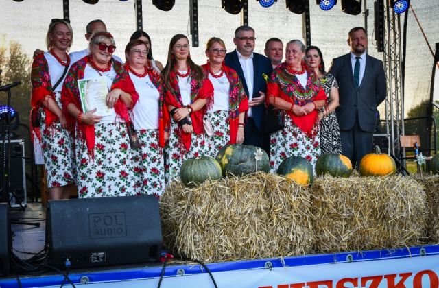 Powiatowe Święto Plonów w Nieszkowicach Małych 