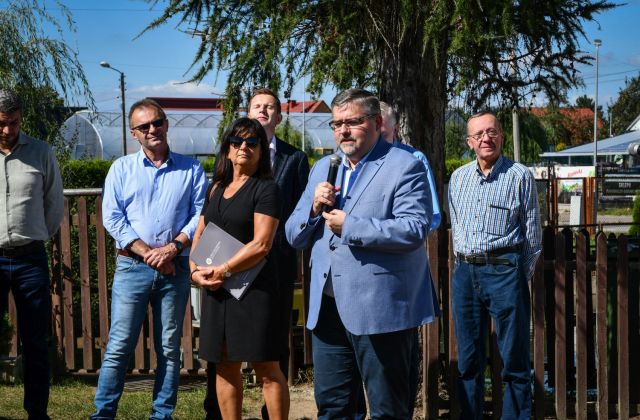 Siedziba WTZ w Proszówkach z nowy dachem