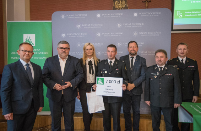Uroczyste wręczenie voucherów dla jednostek OSP z Powiatu Bocheńskiego