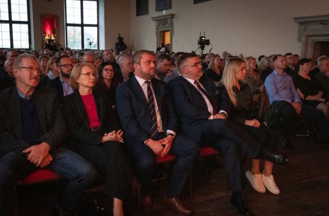 Koncer muzyki filmowej na zamku w Wiśniczu 