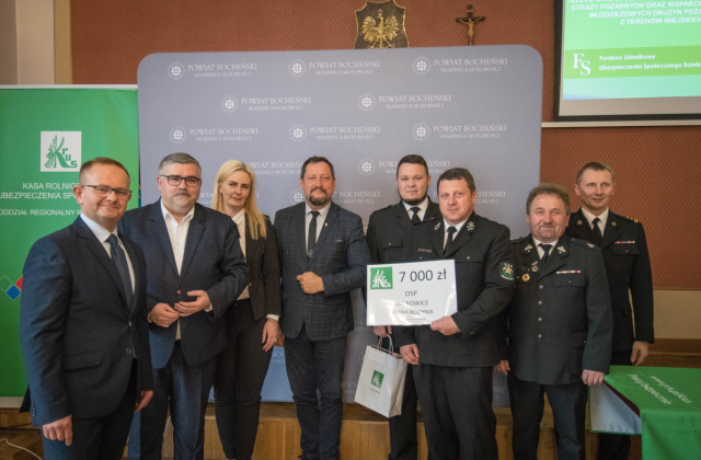 Uroczyste wręczenie voucherów dla jednostek OSP z Powiatu Bocheńskiego