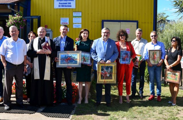 Siedziba WTZ w Proszówkach z nowy dachem