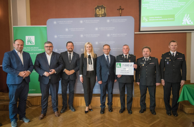 Uroczyste wręczenie voucherów dla jednostek OSP z Powiatu Bocheńskiego
