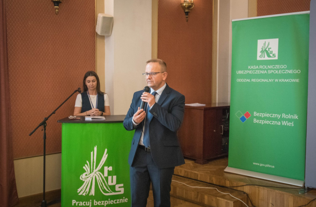 Uroczyste wręczenie voucherów dla jednostek OSP z Powiatu Bocheńskiego