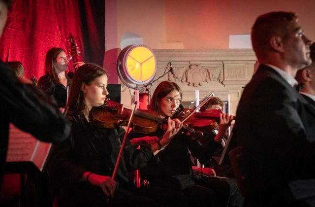 Koncer muzyki filmowej na zamku w Wiśniczu 
