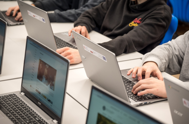 Nowoczesny sprzęt dla szkół ponadpodstawowych Powiatu Bocheńskiego