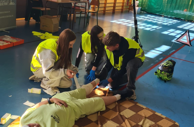 I Powiatowy Konkurs w Udzielaniu Pierwszej Pomocy dla Szkół Podstawowych