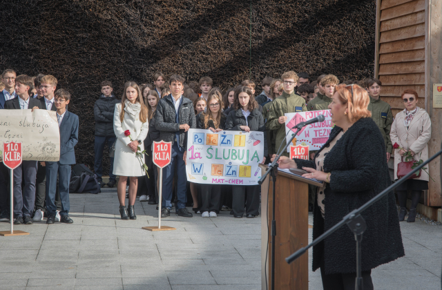 Ślubowanie pierwszoklasistów I Liceum Ogólnokształcącego w Bochni