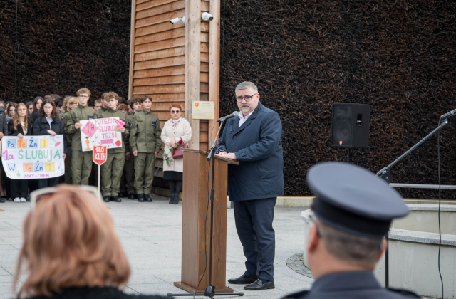 Ślubowanie pierwszoklasistów I Liceum Ogólnokształcącego w Bochni