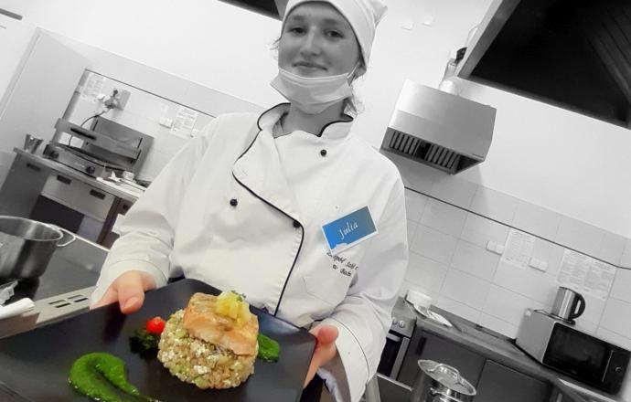 Julia Kołos najlepsza w konkursie kulinarnym 