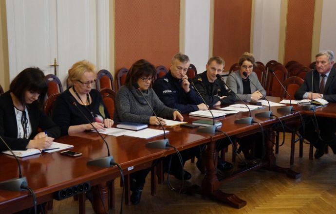 Komisja Bezpieczeństwa o przygotowaniach do Ferii