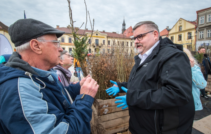 Drzewa za makulaturę - V Piknik Ekologiczny za nami