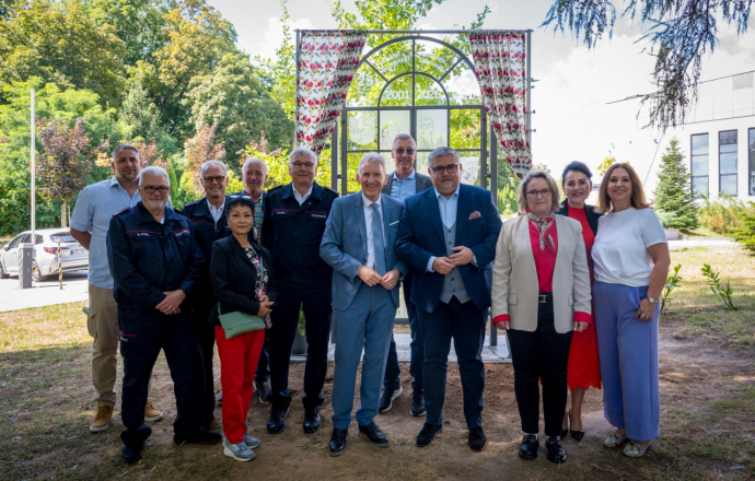 Okno na Saarlouis już w Bochni. Symbol 25 lat przyjaźni i współpracy