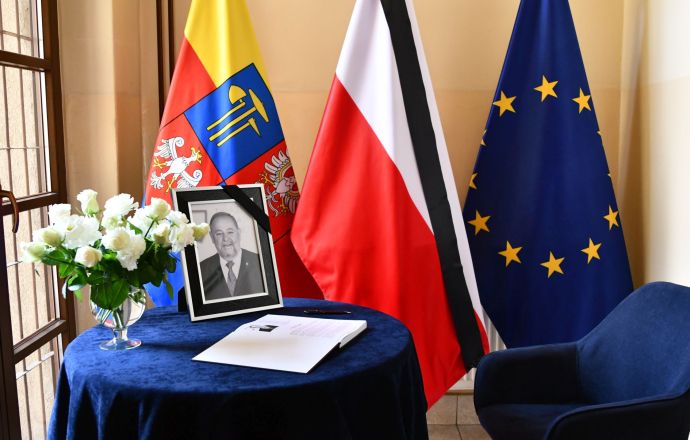 Księga kondolencyjna 