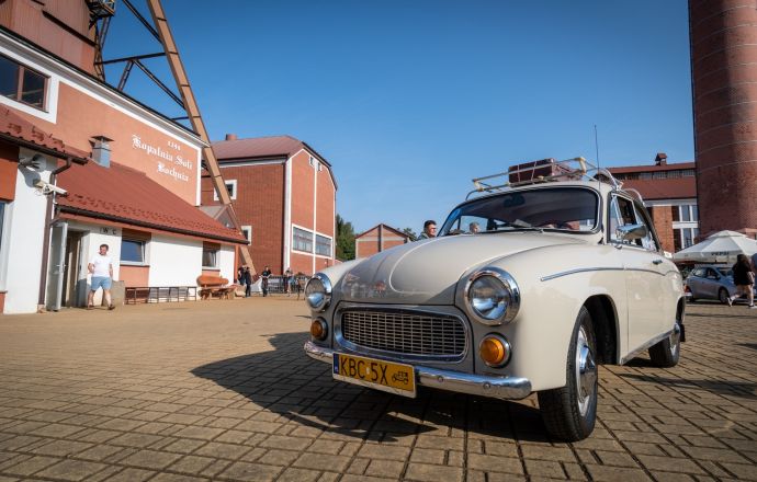 Syrenka 105 Gwiazdą Zlotu Pojazdów Zabytkowych 