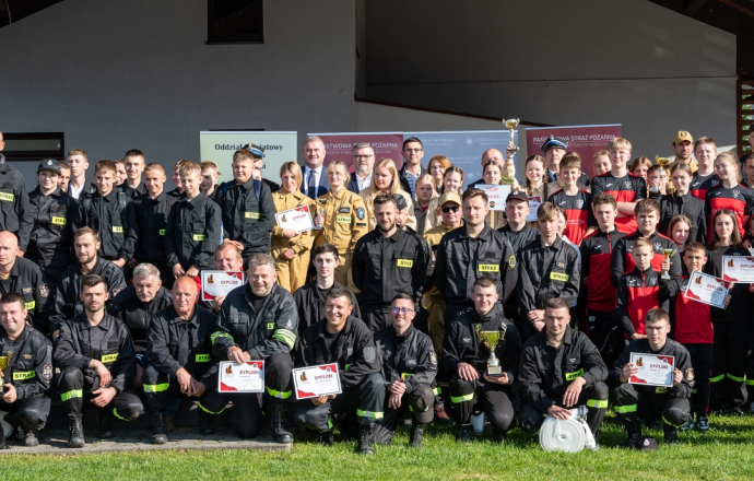 Strażacka rywalizacja w Rzezawie – XI Powiatowe Zawody Sportowo-Pożarnicze