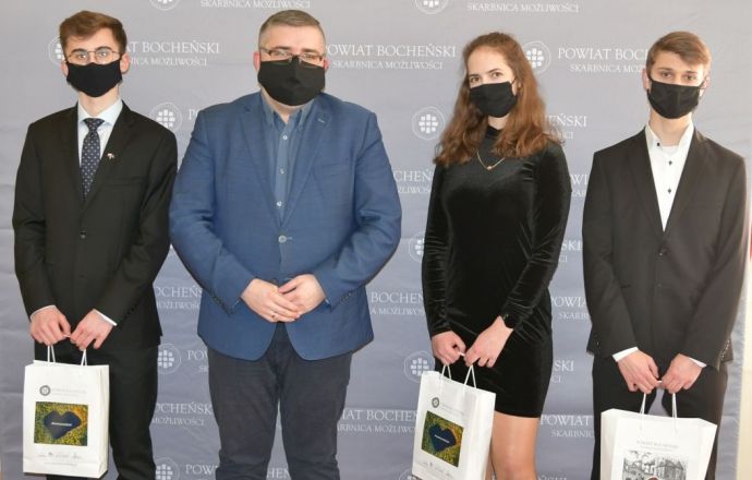 Najlepsi w wiedzy o niezłomnych