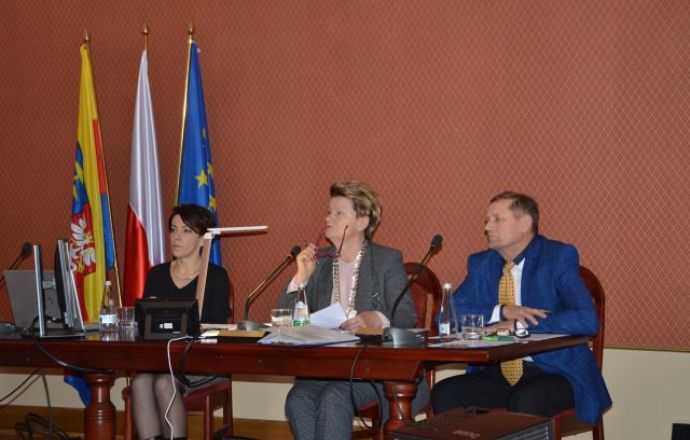 IV SESJA RADY POWIATU W BOCHNI