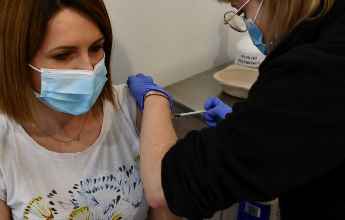 Ruszył masowy punkt szczepień w Łapanowie- Bocheńszczyna się Szczepi