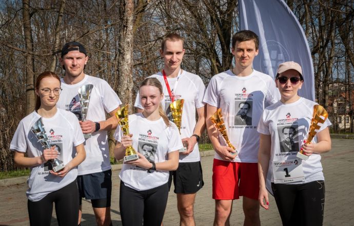 Bieg Tropem Wilczym w Parku Rodzinnym Uzbornia Uzupełnij i zapisz enterem lub klikając w ikonkę ->