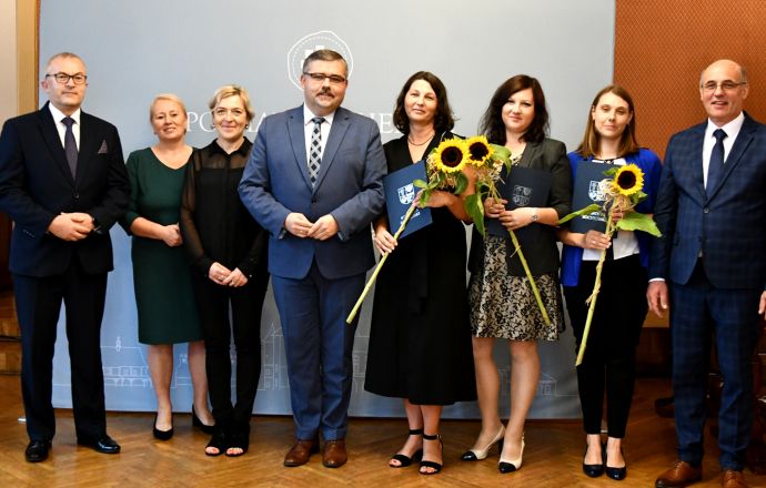 Wręczenie awansów zawodowych nauczycielom