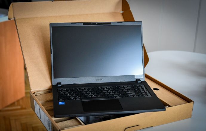 55 notebooków dla szkół z Powiatu Bocheńskiego