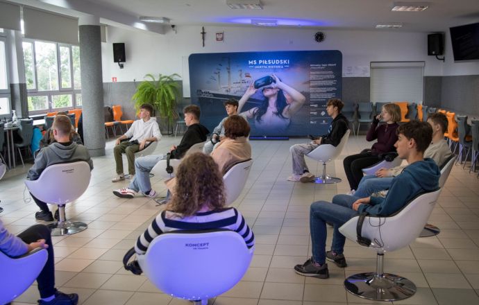 Ruszył Wirtualny Teatr Historii