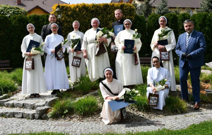 Katolicki Nobel dla sióstr Dominikanek za pomoc w bocheńskim DPS