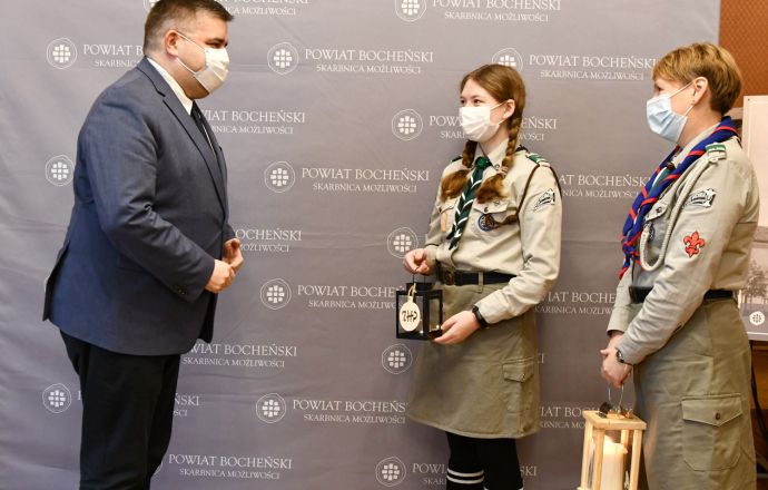 Przekazanie światełka z Betlejem